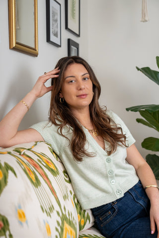 Elizabeth Bloom About Graphic Designer, Art Director, DC Artist Elizabeth Bloom