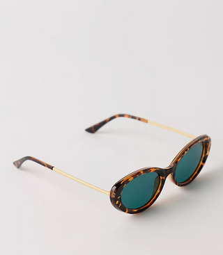 FREE-PEOPLE-CAT-EYE-SUNGLASSES