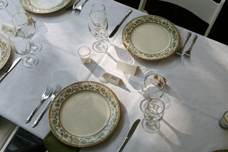 bloom_table_settings-antique-calligraphy