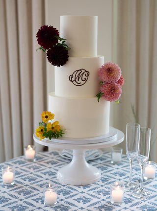 monogram-cake-oxford-blood-red