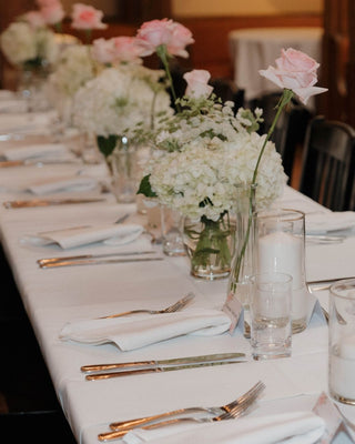 table-decor-wedding-roses